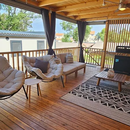 250 Mobile Semesterbostad